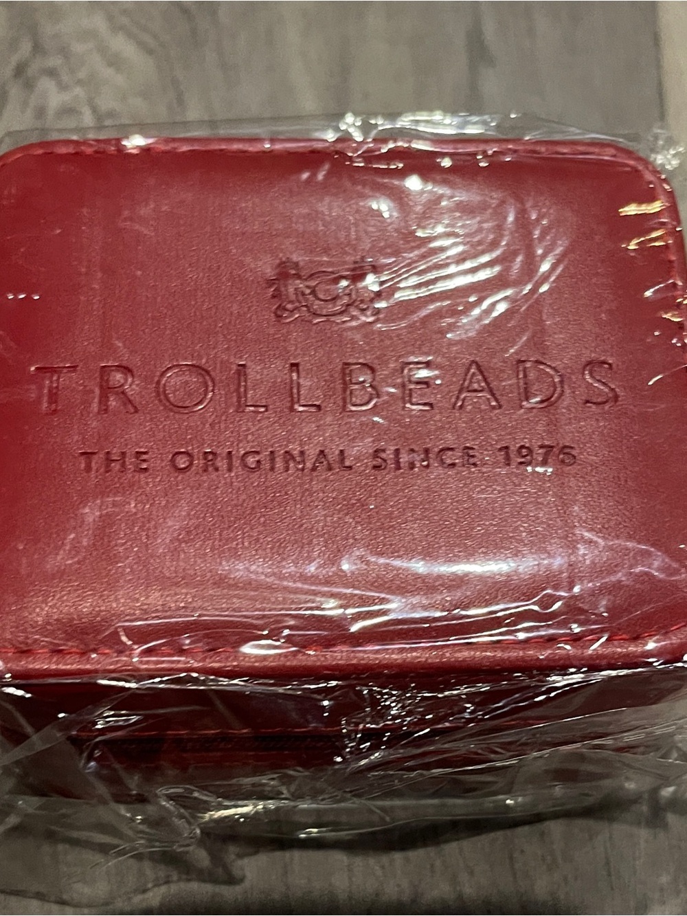 Trollbeads jewelry storage. New in plastic. Redish color. - Picture 6 of 6